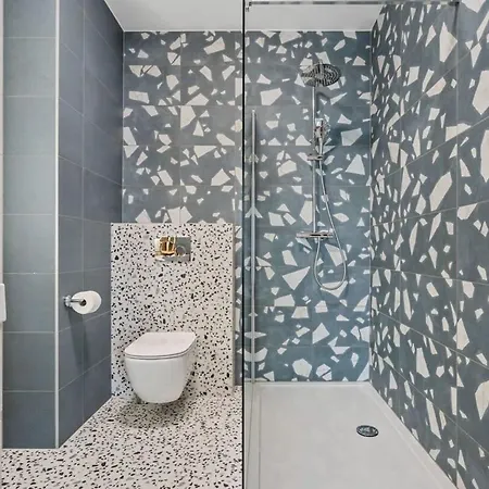 Beautifully Designed Studio In Hollerich Luxembourg Exterior photo