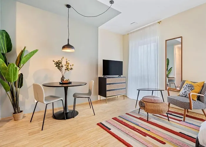 Beautifully Designed Studio In Hollerich