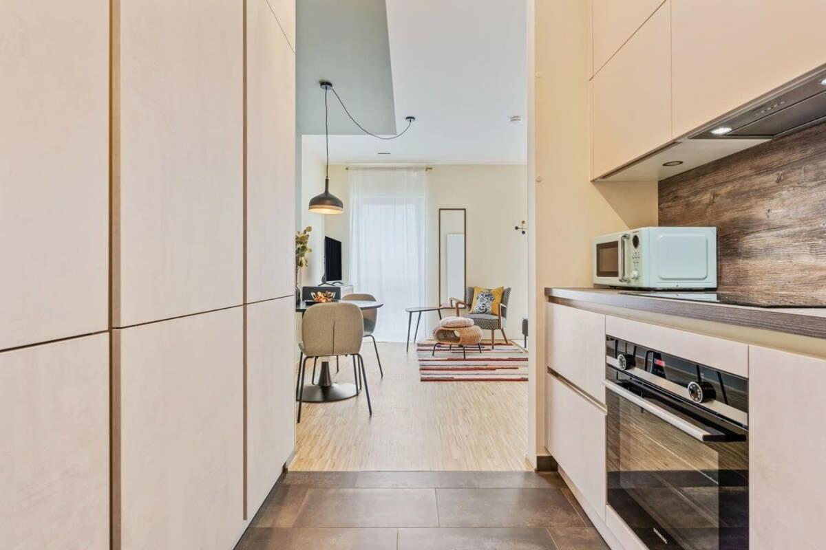 Apartment Beautifully Designed In Hollerich Luxemburg
